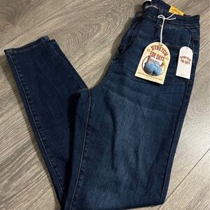 Brand new woman jeans